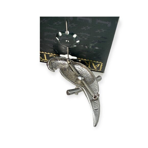 Artifacts JJ Parrot Brooch Pin On Perch 1986 2.5 in Silver Tone Vintage NEW - Picture 6 of 6
